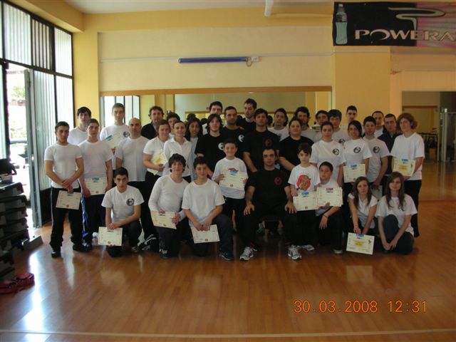 Stage SMAS Wing Chun 2008 Sifu Mezzone ed il suo gruppo di studenti